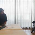 “La luce nella crepa”, il corto dedicato a coloro che si prendono cura delle persone con tumore